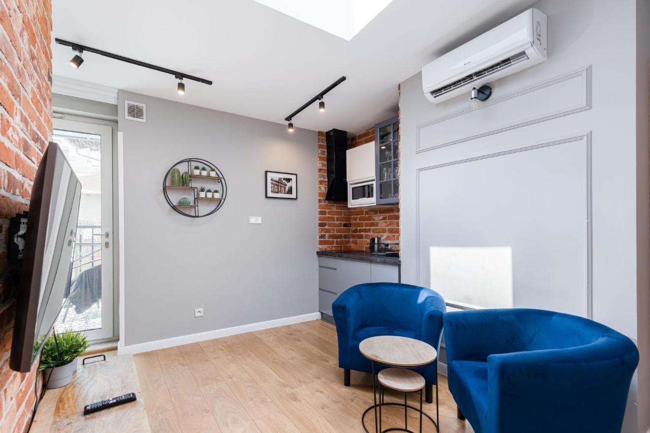 Saint Florian'S Suites - Old Town Luxury Apartments - By Upstairs Krakow Bagian luar foto