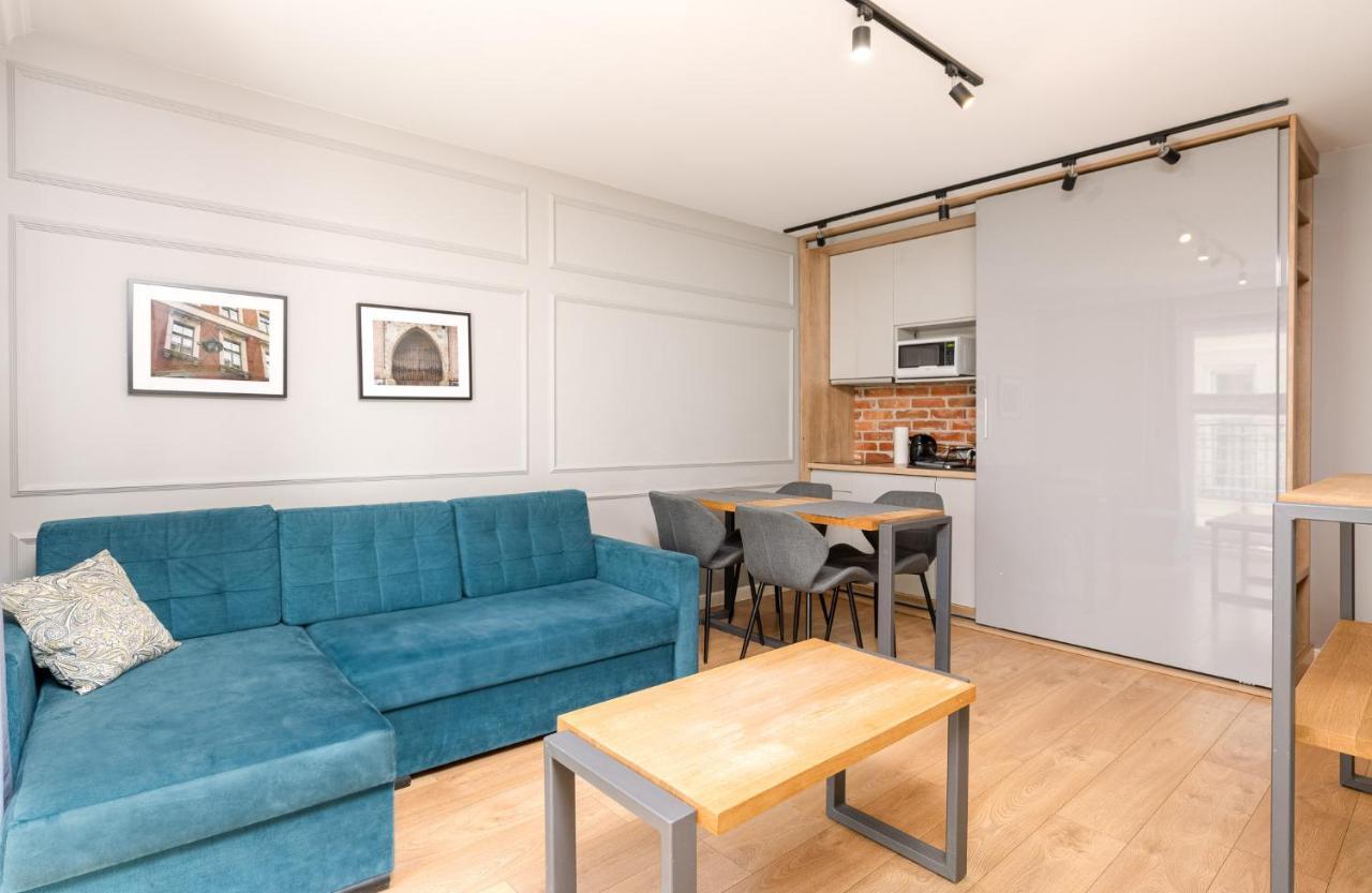 Saint Florian'S Suites - Old Town Luxury Apartments - By Upstairs Krakow Bagian luar foto