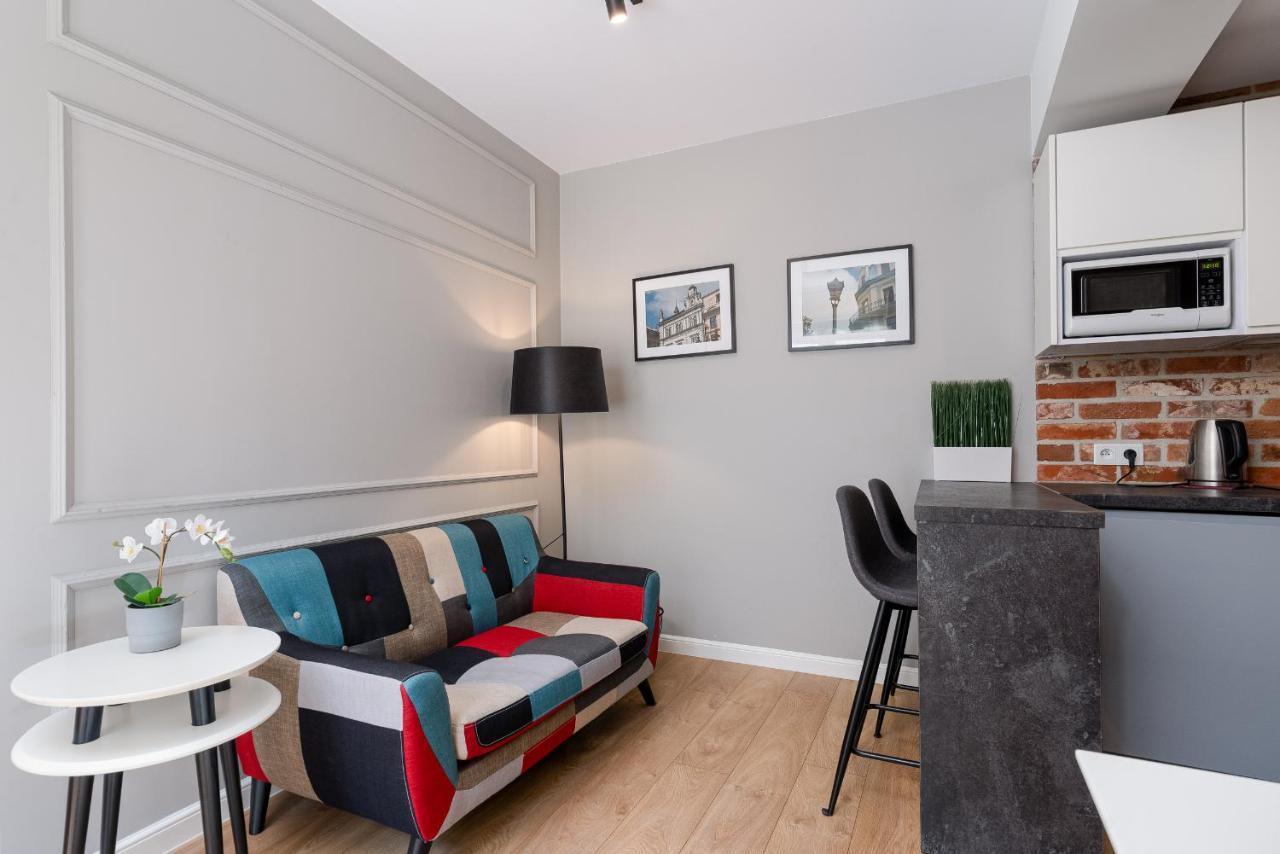 Saint Florian'S Suites - Old Town Luxury Apartments - By Upstairs Krakow Bagian luar foto