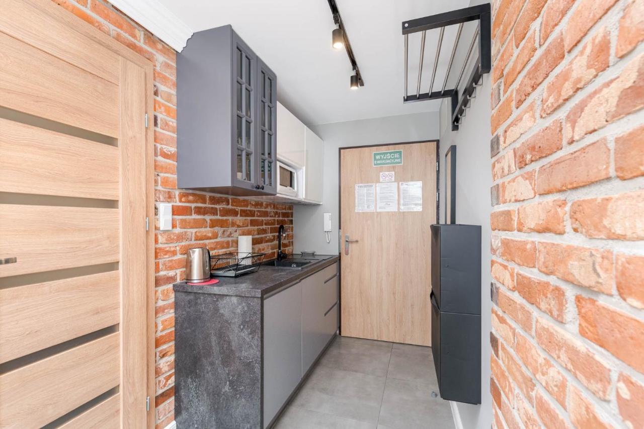 Saint Florian'S Suites - Old Town Luxury Apartments - By Upstairs Krakow Bagian luar foto